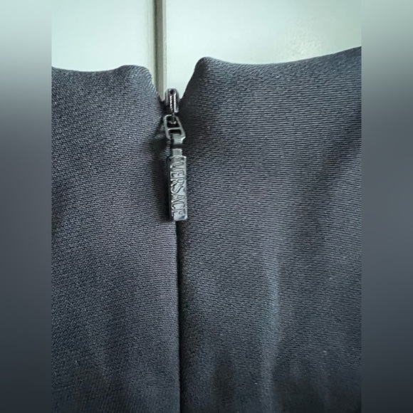 Authentic - NWT Versace black woven dress with iconic gold safety pins - Picture 7 of 13